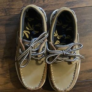 Boys boat shoes